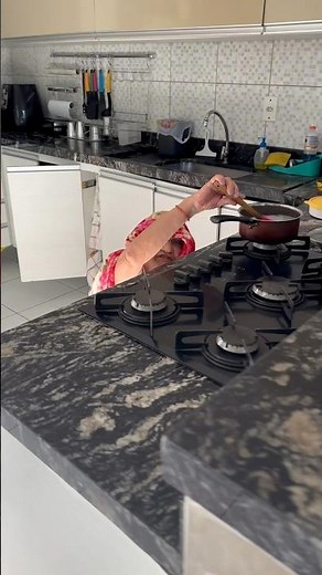 Fazendo escondidinho #humor #funnymemes #comedia #risada