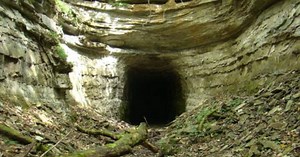 Spurlington Tunnel In Kentucky Has A Terrifying Story To Tell