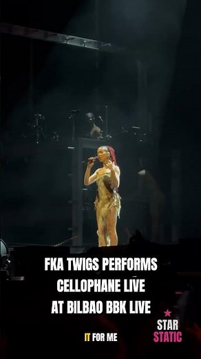 👀 ON STAGE: FKA twigs Performs "Cellophane" Live at Bilbao BBK Live