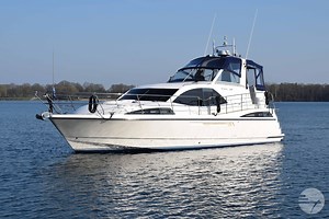 2010 Broom 395 Cruiser for sale - YachtWorld