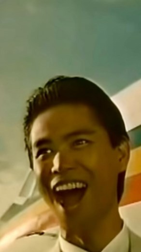 昭和CM on Instagram: "三共リゲイン（1989年）時任三郎 ♪ 牛若丸三郎太『勇気のしるし～リゲインのテーマ～』「24時間、戦えますか」 ・・・・・・・・・・・・・・・・・・・・・・・ #懐かしいcm #懐かcm #平成cm #80年代 #時任三郎"