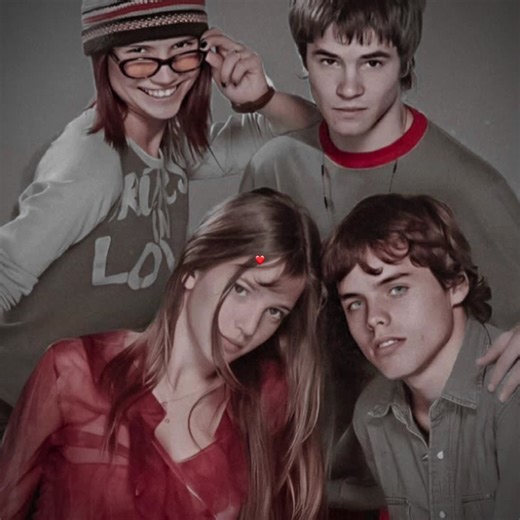 Chiquititas 2000 Cast Now: A Comparison with Rebelde Way