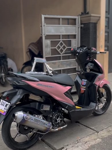 Modifikasi Motor Honda Beat: Full Chrome Transformation