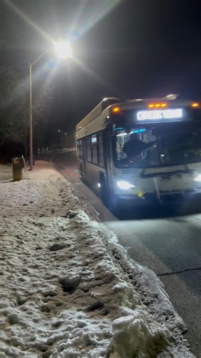 MTA Maryland: 2025 New Flyer XDE40 25007 REGEN PULLUP #mtamaryland #newflyer