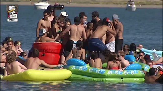 San Diego's "Floatopia" Parties: How Beach Drinkers Outsmarted the Law (For a While)