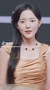 Thúy Tạ on Reels
