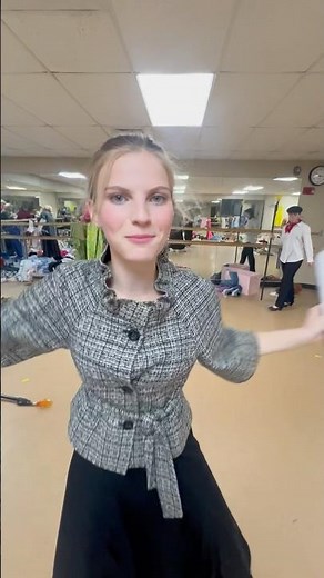 for those who dont know, step in time is an 8 min long dance number in mary Poppins w lots of tricks