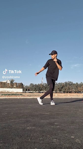 Bruce Lee Side Kick Tutorial | Martial Arts Training Techniques