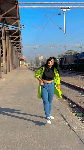 67K views · 2.3K reactions | Pushpa step nikal gya | Preeti Taneja | Facebook