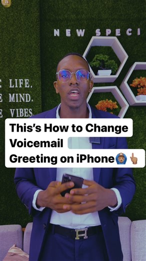 This is How to Change VoicemailGreeting on iPhone⚠️🙆🏽‍♂️👇🏽 | New Species