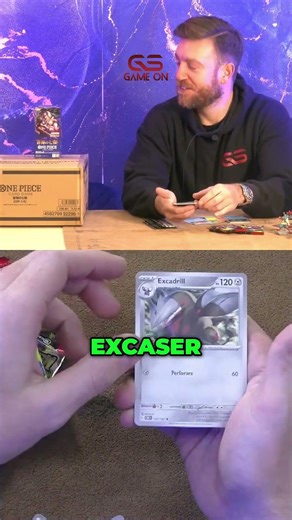 Apertura Bustine Pokémon: Carte Rare e Vulpix! #shorts