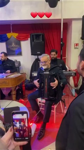 #muzicalautareasca #live #ionicaminune #zeus #siledelacernica @Ionica Minune @Cătălin de la Frumusani @Sile de la Cernica