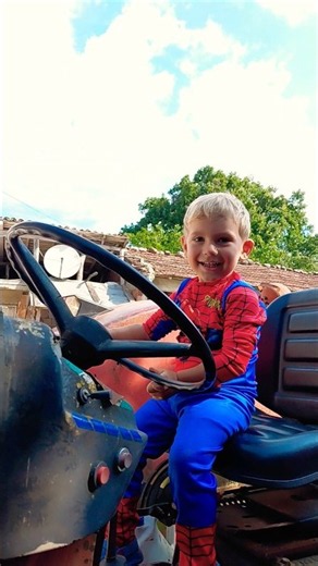 Off to the park🚜🚜🚜