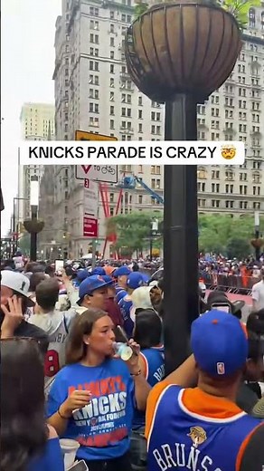 Alicia Keys Performs 'Empire State of Mind"at New York Knicks Championship Parade!