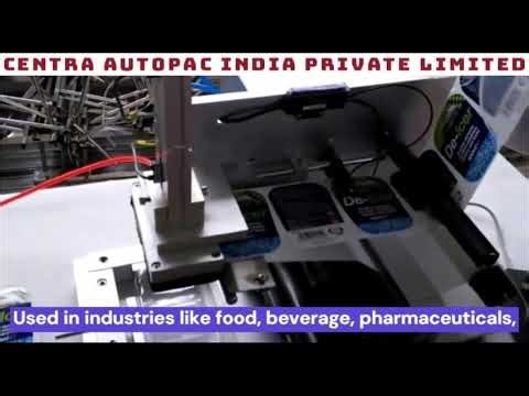Flat Bottle Labeling Machine