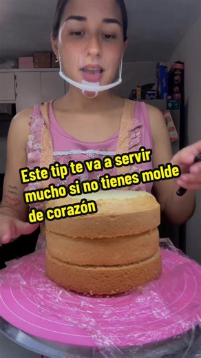 Si no tienes molde de corazón para tus pasteles, te enseño como armarlo con molde redondo ☺️😱 #pasteles #pastel #pasteldecorazon #tips #amor