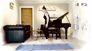 2.9K views · 71 reactions | Our CVI Teacher Julie Lindell will give you some tips to help you activate your support muscles. Learn more about Complete Vocal Technique(CVT). Download the free CVT App on App Store. For more info: https://completevocal.institute/app/ #singingtips #completevocaltechnique | Complete Vocal Institute | Facebook