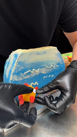 Fish Tank Cake! Baked for deep-sea dreamers 🌊🐟 | Chefclub Network