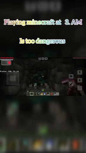 playing Minecraft at 3 AM is so dangerous