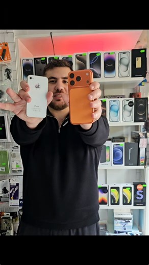 iphone 17 pro vs iphone 4s #design #frumusețe #performance #viralvideo #iphone