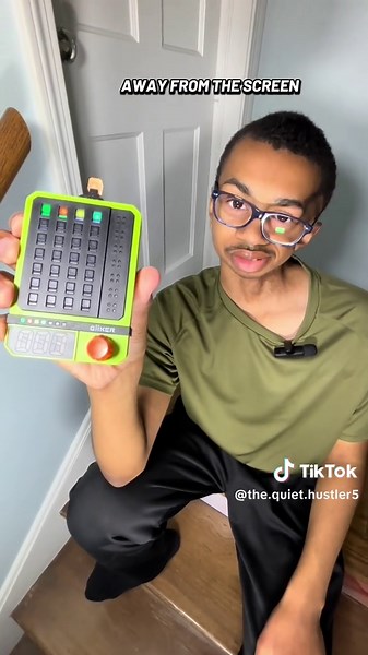 Replying to @viralvortex017 sometimes it’s just nice to take a break from your phone and this Super Decoder is perfect for that! #giiker #superdecoder #crackthecode #game #handheldgame #brainteaser #gamenight #tiktokgames #tiktokshopgadgets @GiiKER Direct