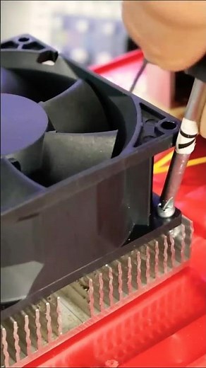 Does installing a powerful fan make a mini–Fridge colder?