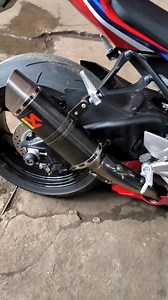 407K views · 10K reactions | Lumabas na ang totoong tunog ng CBR1000RR-R Fireblade SP | KenjiMoto TV | Facebook