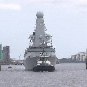27 reactions | HMS Diamond on the River Thames ⚓ She's one of the most advanced warships in the world and the third of the Type 45 air defence destroyers. The ship was escorted to her berth by the P2000 patrol vessel HMS Exploit. | BFBS Radio | Facebook