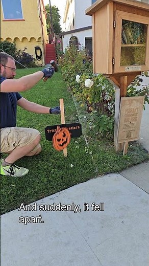 Halloween Signs
