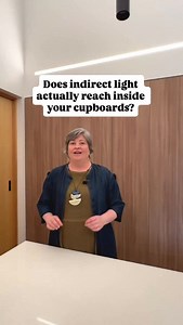 There’s always a bit of worry that if a room is lit with indirect light, the cupboards will be left in the dark forever. But here’s the truth, they won’t! With indirect lighting, the reflection does the work. Light is bounced around the space, spreading evenly and pushing itself deep into cupboards and storage areas. It’s a softer approach, but it will give you the visibility you need. Yarran House Lighting Design by us MINT Architecture by @mackinnondesign Build by @profile_developments Electri