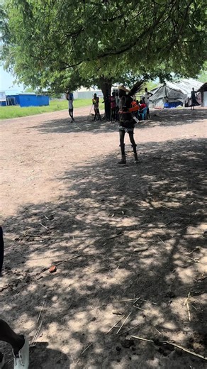 My village mate preparing his bull before it is eaten by his age set🙏🏾