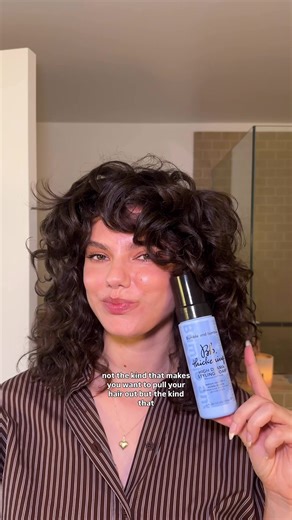 ad| when you ask me where my volume comes from… 👉🏼👉🏼👉🏼@Bumble and bumble. high drama styling foam 💥 I used it in every single washday for the past few weeks and I adore it!! I tested it out in a lot of different combos- as a single styler, as a part of a longer routine, and as a quick wash-and-go. It’s such an easy product to fit into your routine if you’re looking for extra volume! #bumbleandbumble #curlyhairstyle