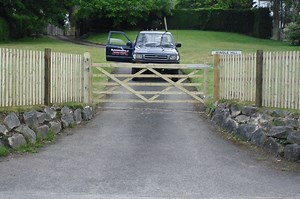 13 Things to Know Before You Build a Fence - Fence Installer