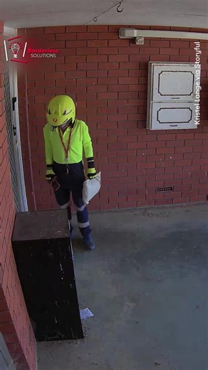 “When you’re acting silly… and the security camera catches it all 😂👀” For installation and enquiries contact: 📞 1300 520 116 Borderless Solutions . . . . . . . . . . . #borderlesssolutions #melbourne #australia #viral #camerainstallation