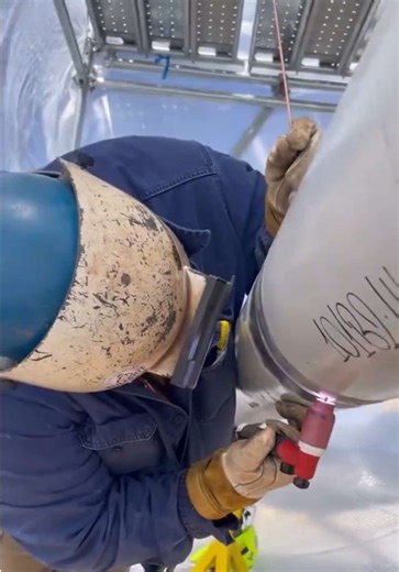 Backfeeding some pipe rocking the WeldTube ClearView HD Auto Darkening Lens ✅ #tigwelding #welding #welder #weldlife #weldtube
