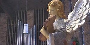 Churches emphasize social distancing and virtual offerings amid COVID surge