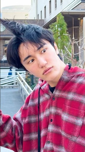 A Fight Without Glasses👓