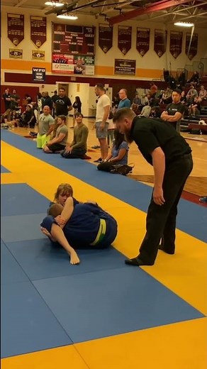 Girl vs Boy Jiu Jitsu Match at FUJI BJJ