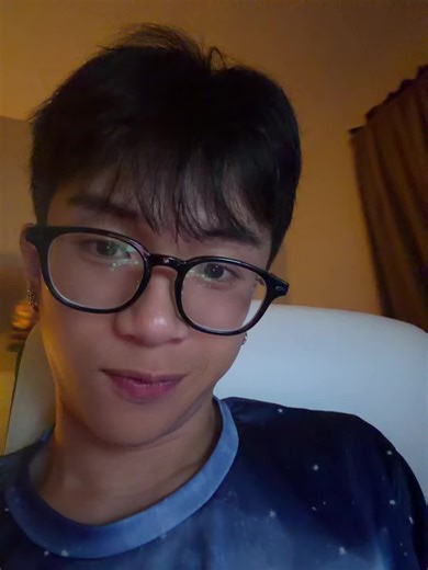 adrian yumul (@adrianyumul)’s videos with original sound - Muni Long