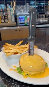 60K views · 317 reactions | Cheese Explosion Burger 燎 #cheese #burger #burgers | Foody Fetish | Facebook