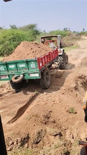 Swaraj 744 havey load trolley mud stuck in mud #swaraj #tractor #trendingshorts #ytshorts
