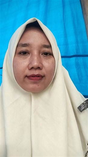 Alea Gowel Reborn on Instagram: "Panas2 minum jus sunkist 🥰🥰🥰"