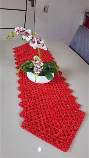 Diamond pattern table runner #crochet #crafts #craftentrepreneurship #viralshorts