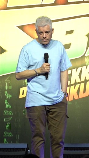 Michael Mittermeier mit FLASHBACK – Die Rückkehr der Zukunft⚡️ 📍 3. März 2026, Volkshaus Zürich 🎟 Tickets: www.stand-up.ch | STAND UP comedy show