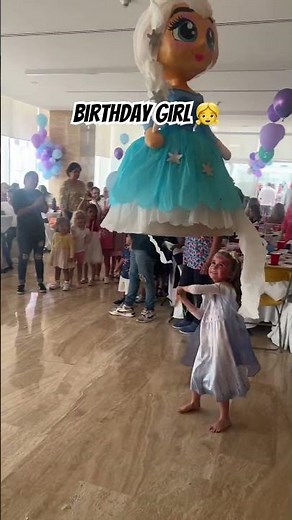 Vlada’s 5th birthday 🥳 #piñata #cumpleaños #birthday celebration #fiestasdecumpleaños #fiestas