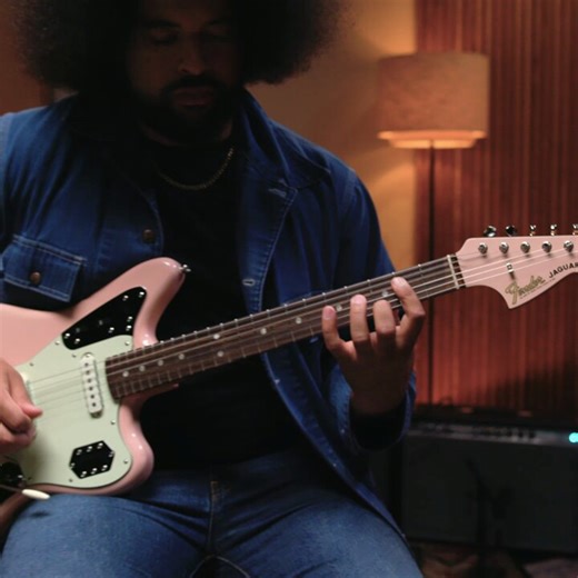 Introducing the Vintera III Series Offset models — the Mid ‘60s Jaguar, the Mid ‘60s Jazzmaster and the Mid ‘60s Mustang. Watch Brian Robert Jones take them for a test drive. Learn more: https://t.co/ySgRgRf0xL