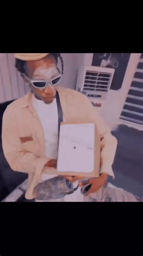 LADIES and GENTLEMAN let's get the lines started..............!!!! W:🎥 // @SUBMARINE BOY 🥶🥶🥶 // @I am pelicious // @TONY SMART CONCEPTS // @Evangelist // @JNR SUBMARINE🥶🥶🥶 // @Triclowns // @Oga Danjuu // : : #fyp #edit #lines