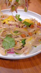 341K views · 3.2K reactions | Chinese shredded chicken dish #food #vlog #fullhappybelly #cooking #cookingathome #easyrecipes #recipes #chicken #chinesefood #yummyfood #dinner #dinnerideas | Fullhappybelly | Facebook
