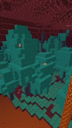 How to travel across dimensions without a portal #shorts #minecraft #gaming