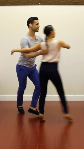 This pattern we call Toss and Catch is a nice intro to disconnecting and reconnecting. Doing a hand toss/flick? Make sure there's a clear target for the follow. Is your partner placing your hand on their body? Trace and keep the connection with their body until you reconnect at the hands. Doing a free spin and want to collect a new hand? Make sure you're showing a clear target for the follow. The best way to keep your connection is to never lose it. 👉 Black Friday sale is coming up - comment "T